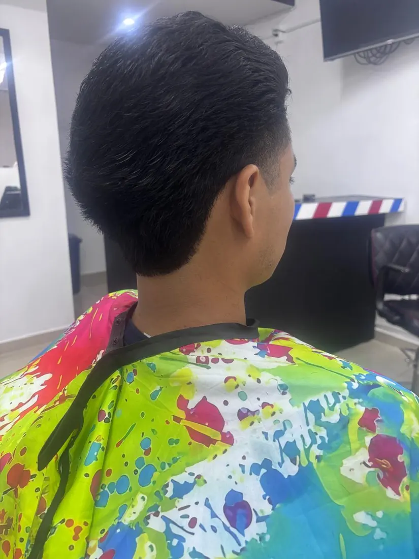 Corte clásico con degradado